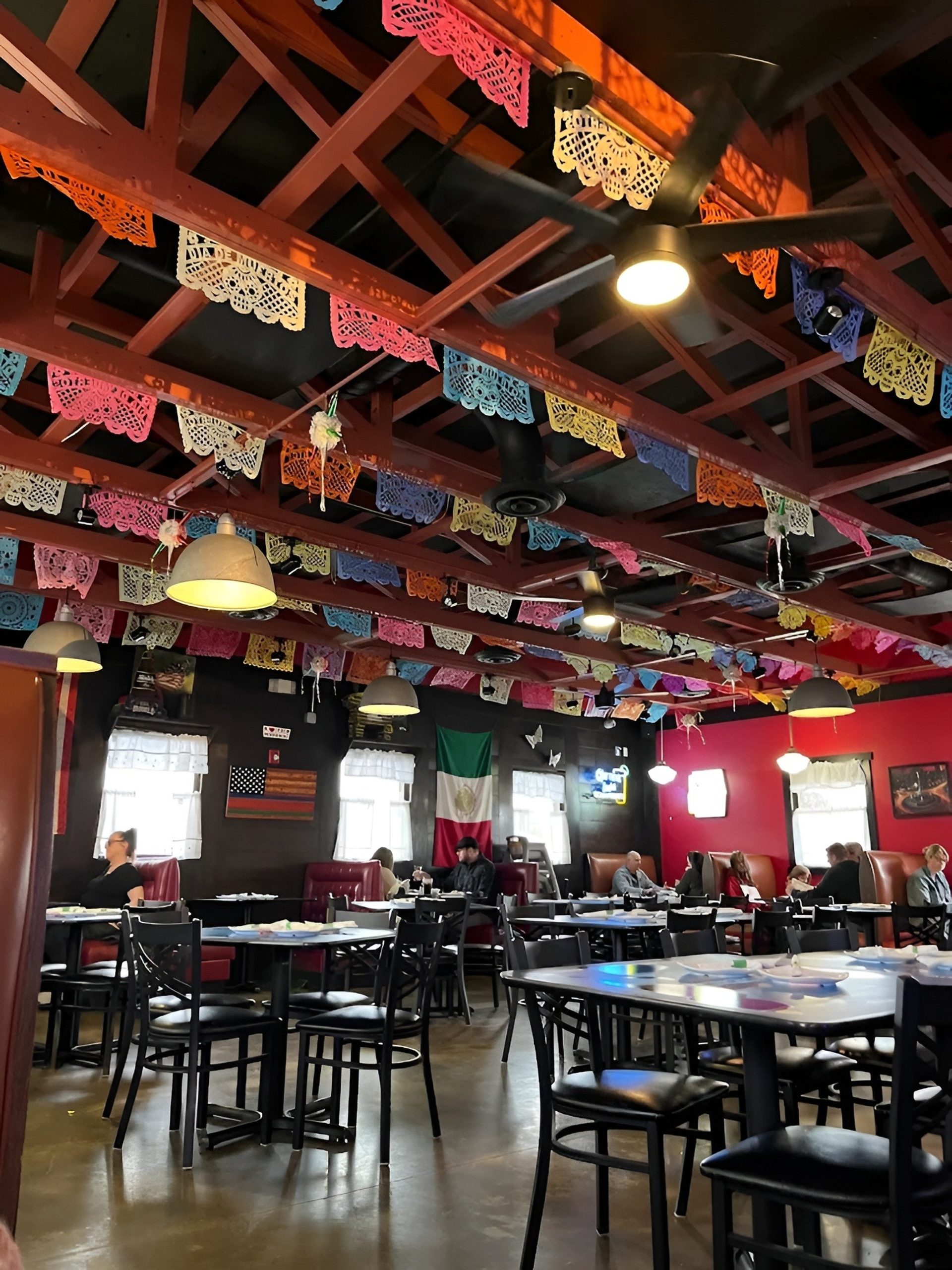 Dover Guests Praise Flavor & Atmosphere